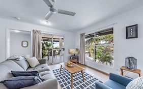 Casa Ava Airlie